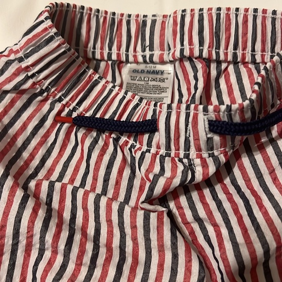 Old Navy Baby Boy Swim Trunks - Picture 3 of 3
